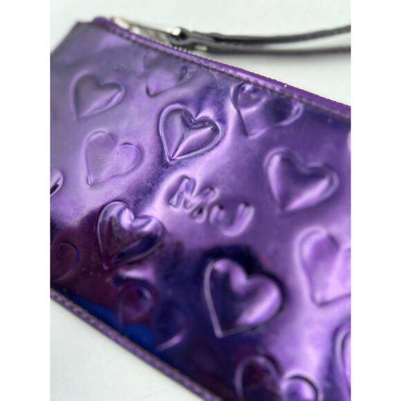 Marc by Marc Jacobs Mirror Heart Wristlet Wallet Faux Patent Leather - Picture 2 of 6